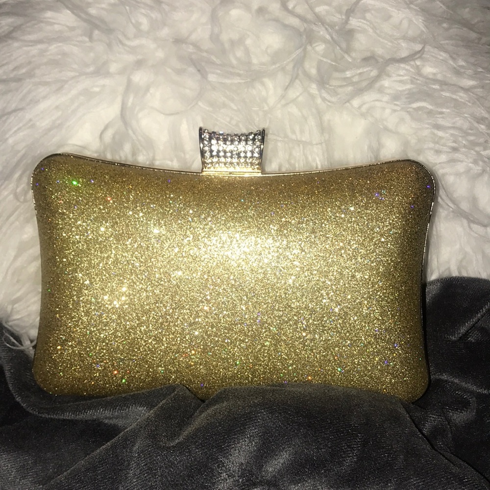 Gold clutch